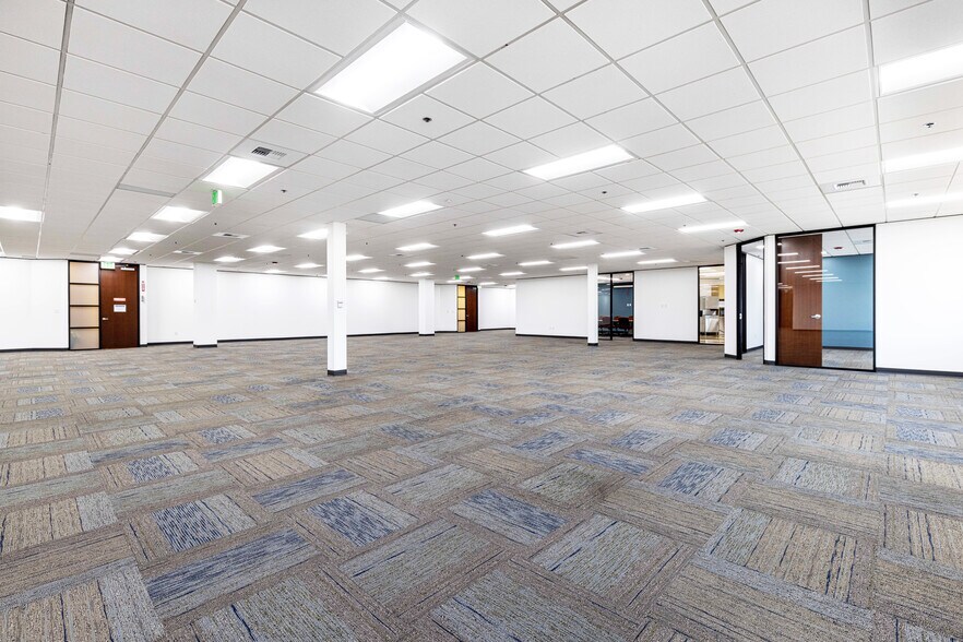 More Photos Of 1002 15th St SW, Auburn Unknown For Lease