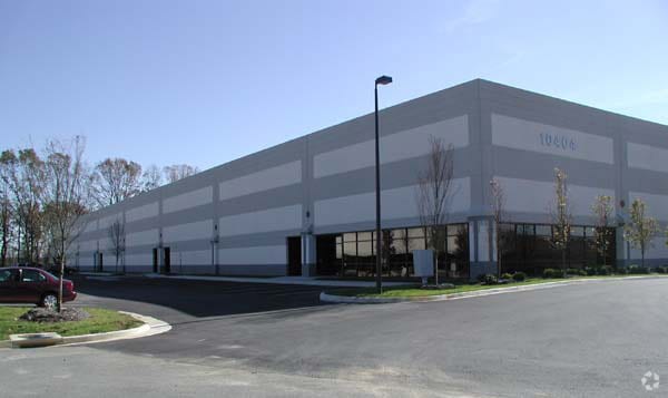 More Photos Of 10404 Lakeridge Pky, Ashland Light Distribution For Lease