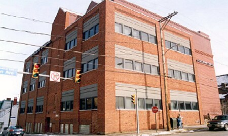 Primary Photo Of 1020 Madison Ave, Pittsburgh Medical For Sale