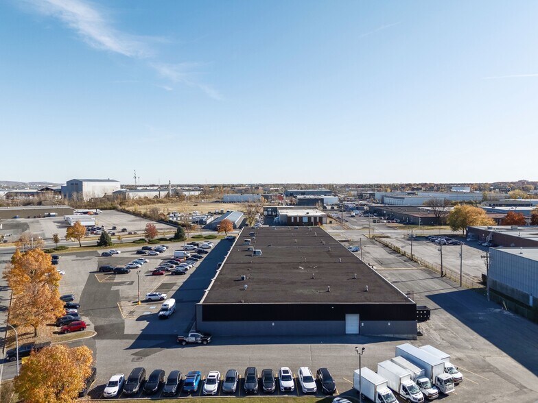 More Photos Of 620-650 St Giffard, Longueuil Warehouse For Lease