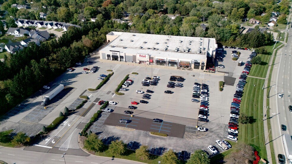 Primary Photo Of 18315 Southpark Ctr, Strongsville Land For Lease