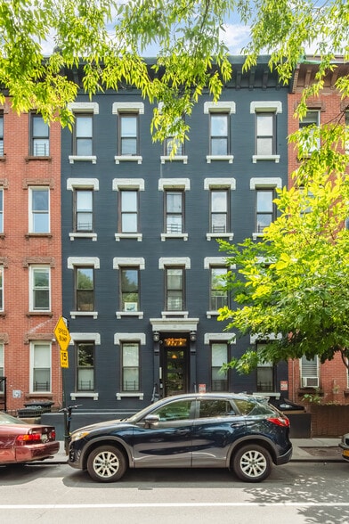 More Photos Of 370 Baltic St, Brooklyn Apartments For Sale