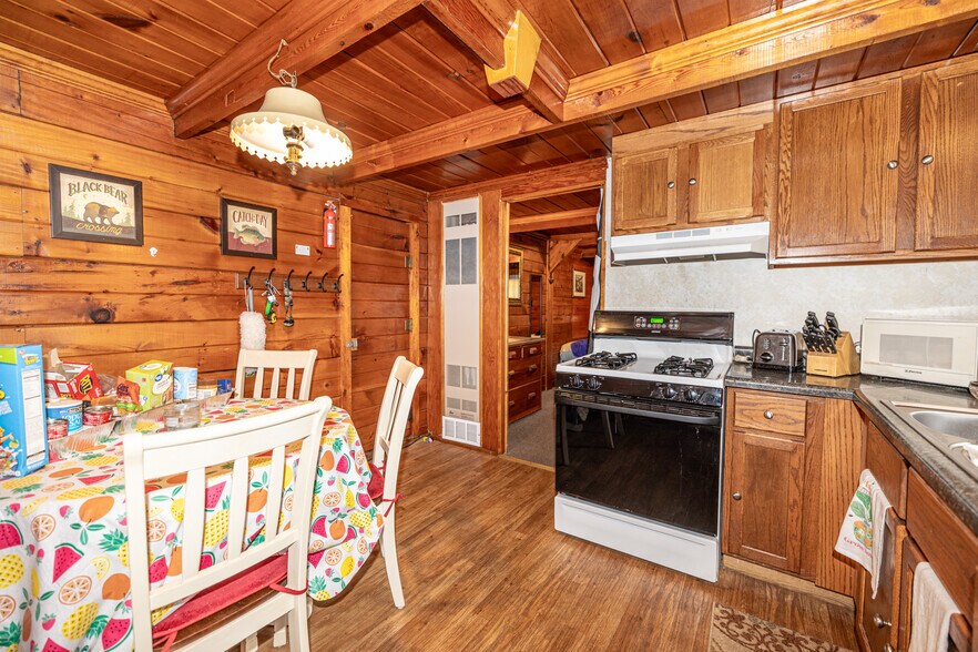 More Photos Of 10338 Big Arbor Vitae Dr, Woodruff Restaurant For Sale