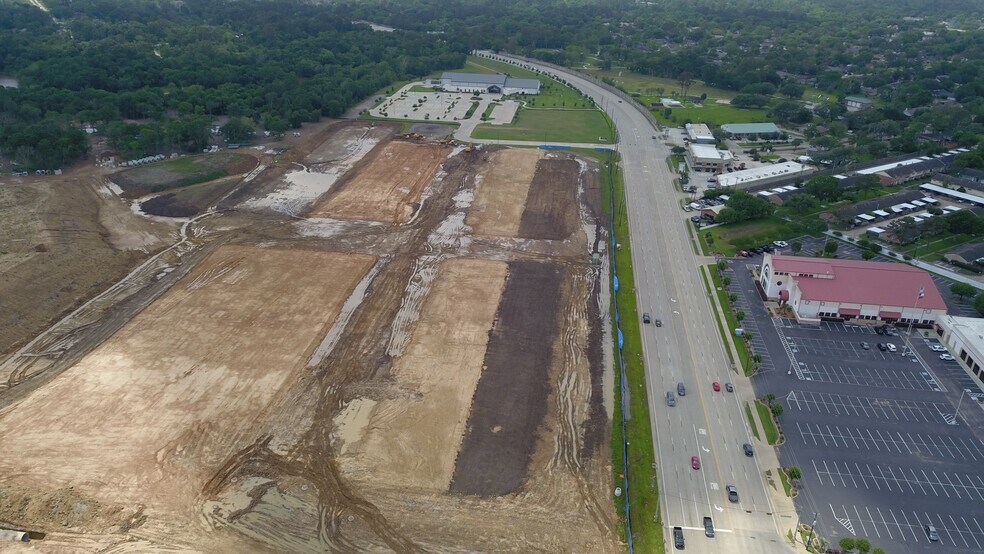 More Photos Of 3000 FM 528 Rd, Friendswood Unknown For Lease