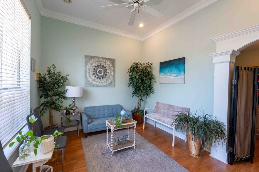 More Photos Of 13500 Sutton Park Dr S, Jacksonville Medical For Lease