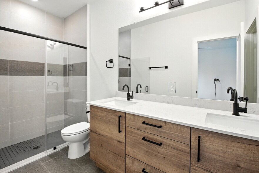 More Photos Of , Dayton Multifamily For Sale