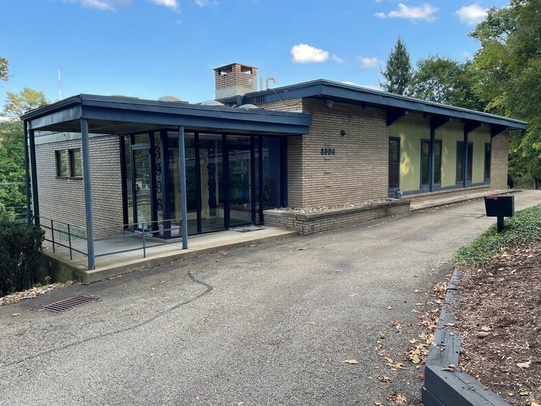 Primary Photo Of 3996 Mt Royal Blvd, Allison Park Medical For Lease