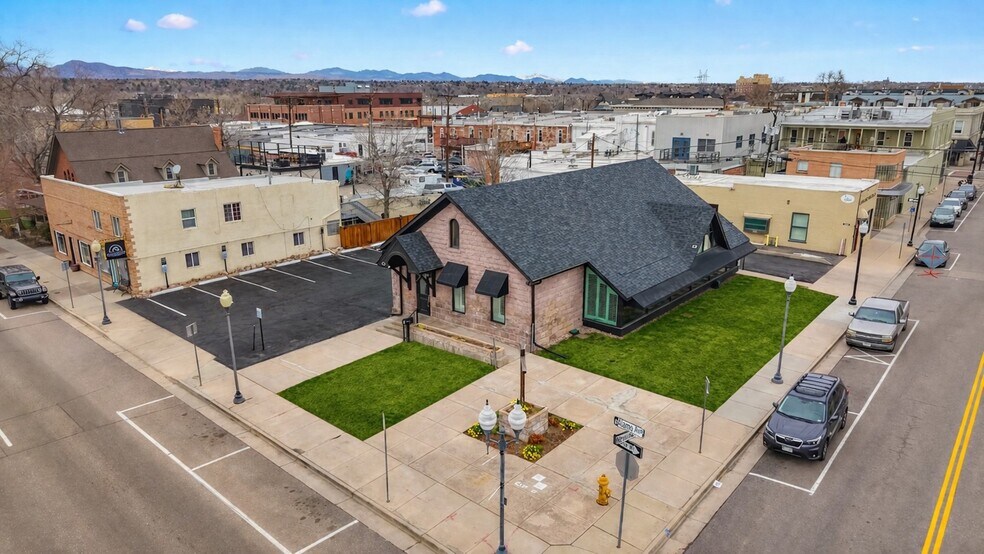 More Photos Of 2505 W Alamo Ave, Littleton Freestanding For Sale