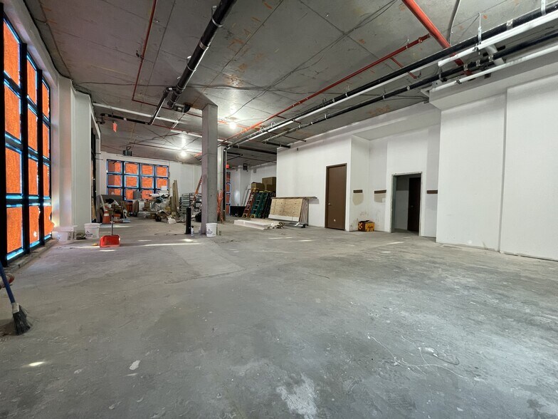 More Photos Of 57 S 6th St, Brooklyn Apartments For Lease