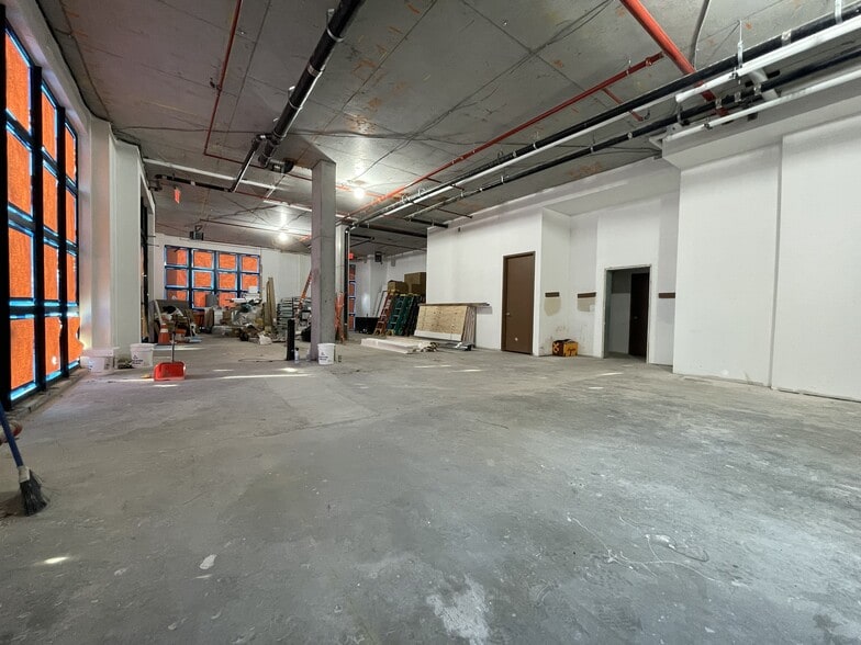 More Photos Of 63 S 6th St, Brooklyn Apartments For Lease