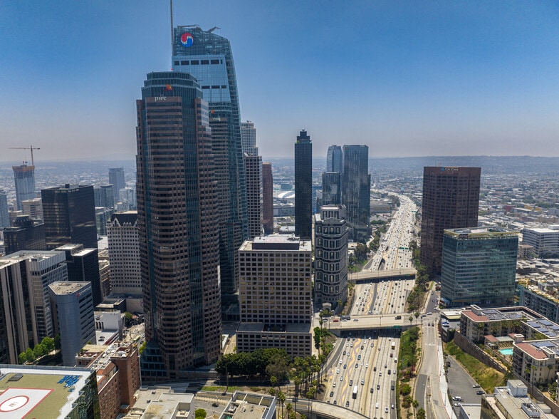 More Photos Of 915 Wilshire Blvd, Los Angeles Office For Lease