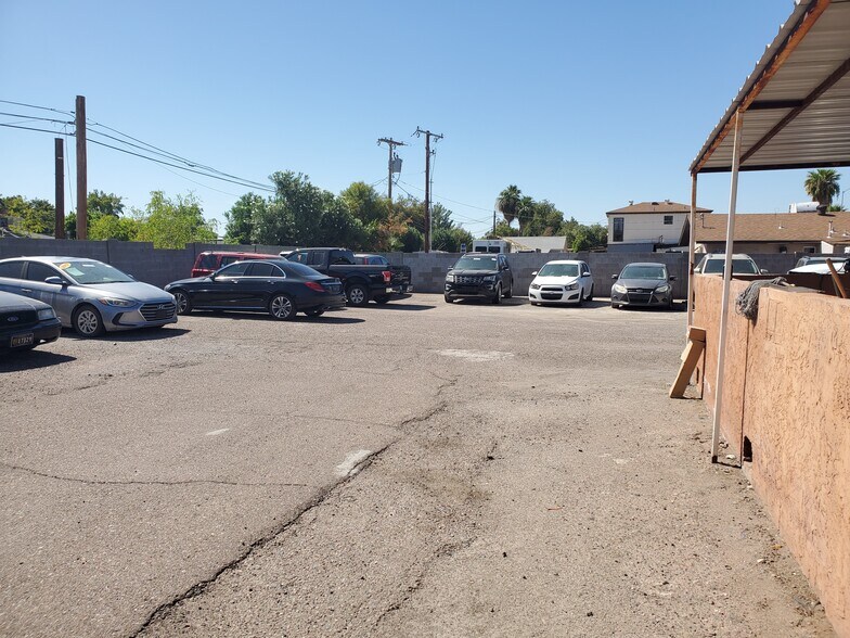 More Photos Of 955 E Main St, Mesa Freestanding For Sale