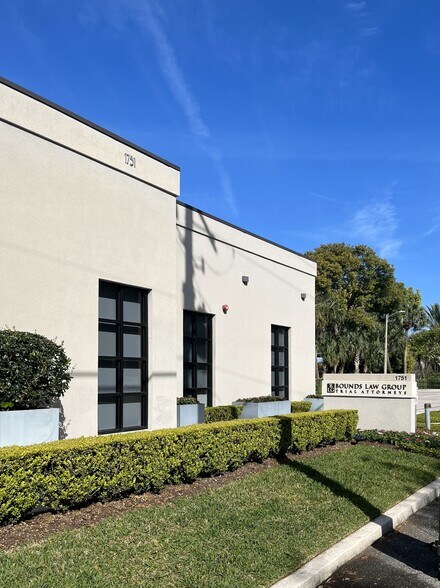 More Photos Of 1751 N Park Ave, Maitland Office For Lease