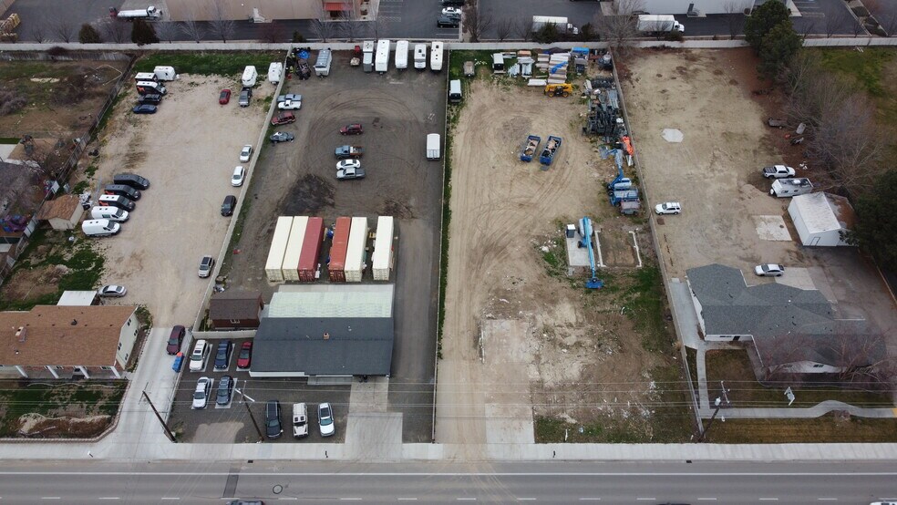 More Photos Of 330 N Linder Rd, Meridian Flex For Sale