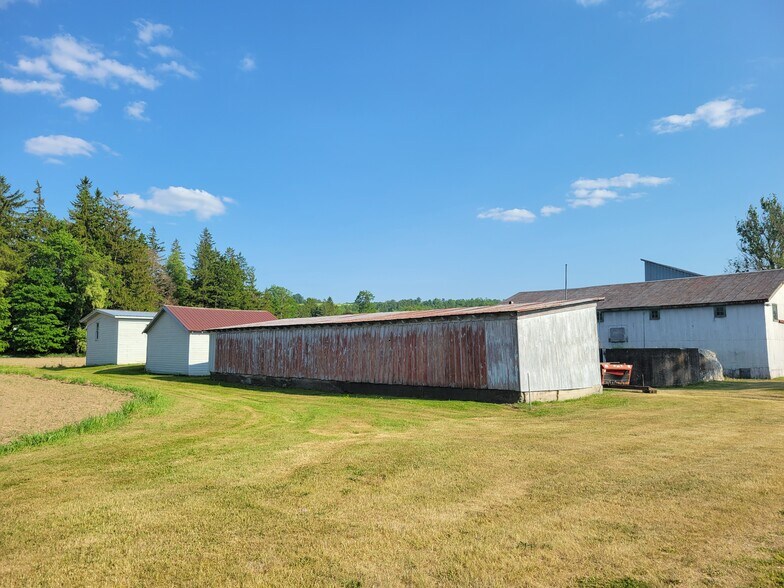 More Photos Of 8955 Swamp Rd, Waterville Restaurant For Sale