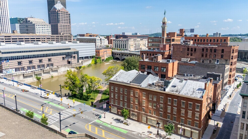 Primary Photo Of 31 E Main St, Rochester Loft Creative Space For Sale