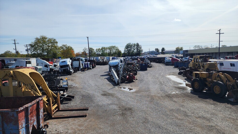 More Photos Of 284 Blue Sky Pky, Lexington Warehouse For Sale