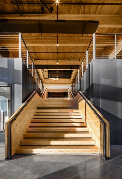 More Photos Of 14761 S Future Way, Draper Office For Lease