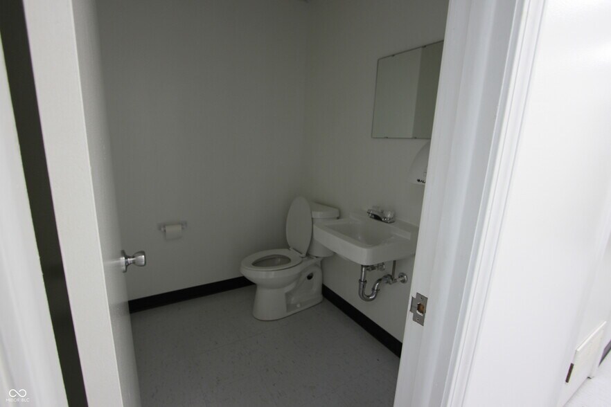More Photos Of 1244 W Main St, Greenfield General Retail For Sale