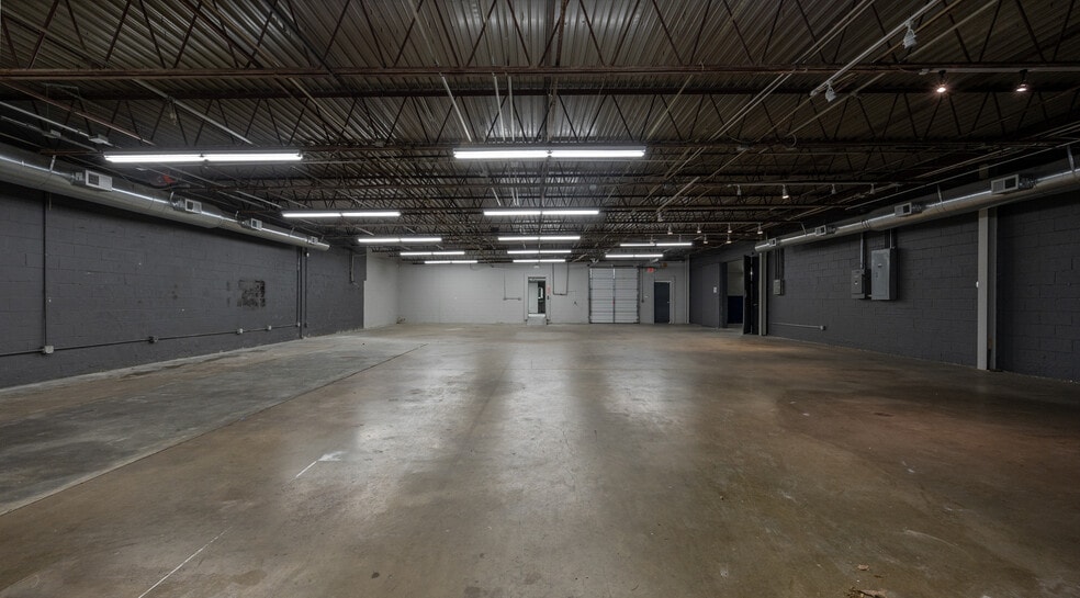 More Photos Of 1941 Haw River Hopedale Rd, Burlington Warehouse For Sale