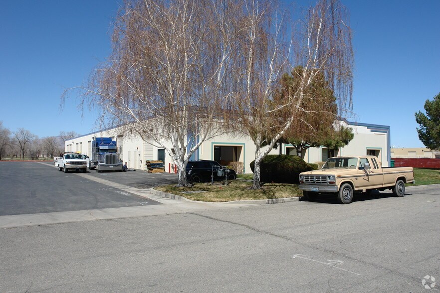 More Photos Of 5325 Louie Ln, Reno Warehouse For Lease