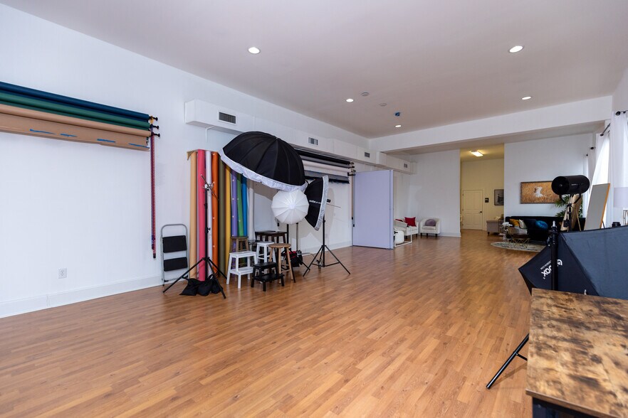 More Photos Of 2436 E University Dr, Auburn Storefront Retail Office For Lease