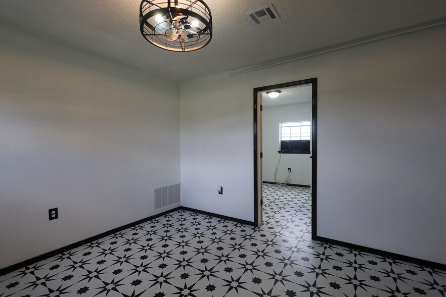 More Photos Of 25377 Welling rd, Welling Apartments For Sale