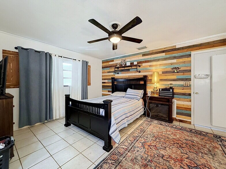 More Photos Of 7813 Leo Kidd Ave, Port Richey Flex For Sale