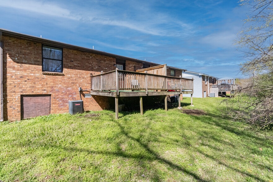 More Photos Of , Nashville Multifamily For Sale