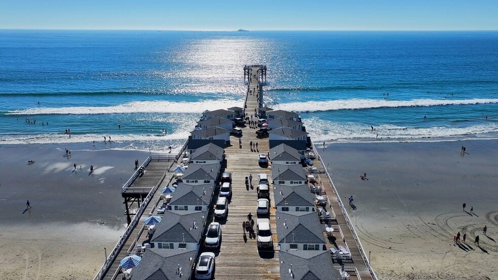 Primary Photo Of 736-742 Agate St, San Diego Apartments For Sale