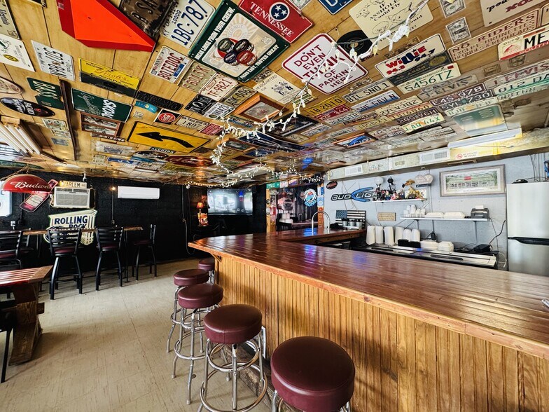 More Photos Of 125 Cypress Rd, Buchanan Restaurant For Sale