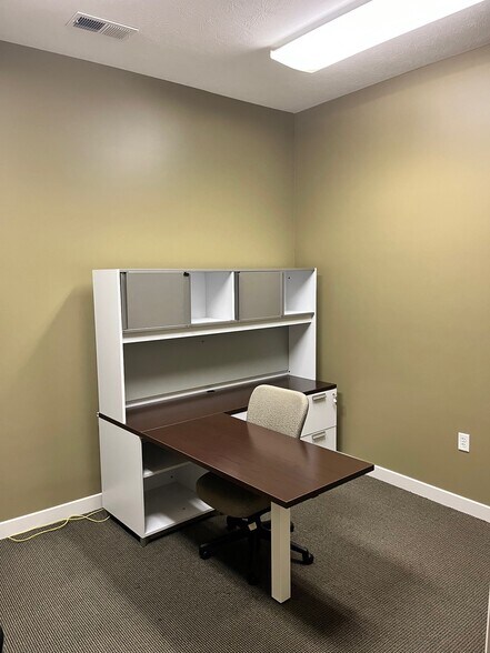 More Photos Of 7668 Paragon Rd, Dayton Medical For Lease