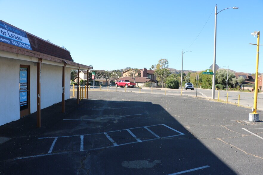 Primary Photo Of 4711 N Sierra Way, San Bernardino Convenience Store For Lease