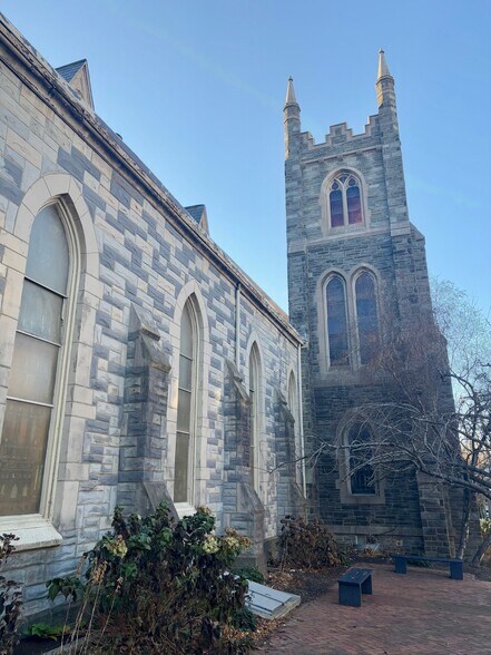 More Photos Of 401 S 42nd St, Philadelphia Religious Facility For Sale