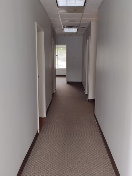 More Photos Of 784 Prince Ave, Athens Medical For Sale