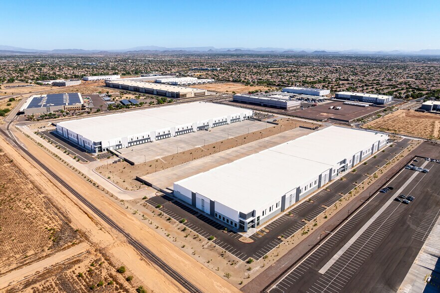 More Photos Of 12600 N Summit Ave, Surprise Distribution For Sale