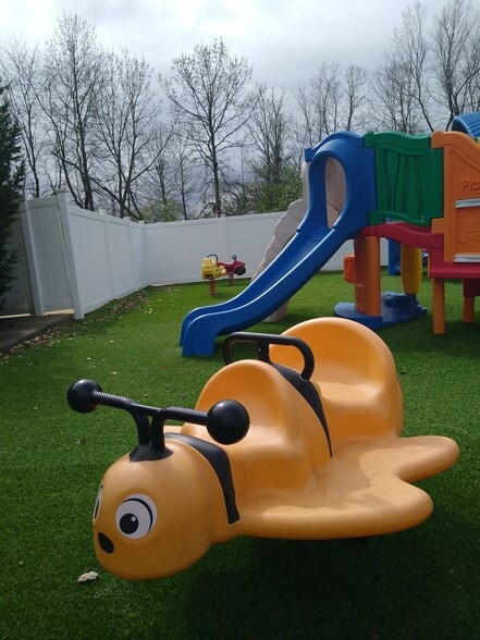 More Photos Of 7560 Sawmill Pky, Powell Daycare Center For Sale