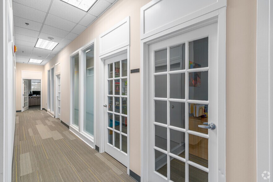 More Photos Of 4051 Ogletown Stanton Rd, Newark Office Residential For Lease