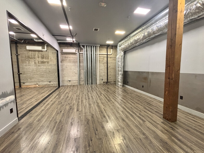 More Photos Of 255 Liberty St NE, Salem Office For Lease