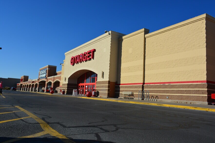 More Photos Of 3815-3873 State Rte 31, Liverpool Unknown For Lease