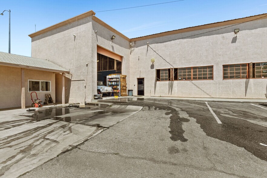 More Photos Of 484 E Redlands Blvd, San Bernardino Auto Repair For Sale