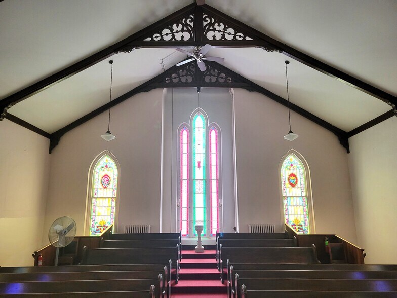 More Photos Of 7 S Main St, Union Bridge Religious Facility For Sale