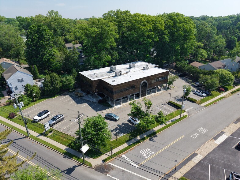 More Photos Of 171 N Franklin Tpke, Waldwick Medical For Lease