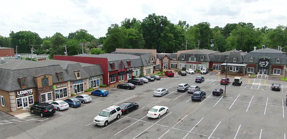 Primary Photo Of 2855-2893 Poplar Ave, Memphis Unknown For Lease