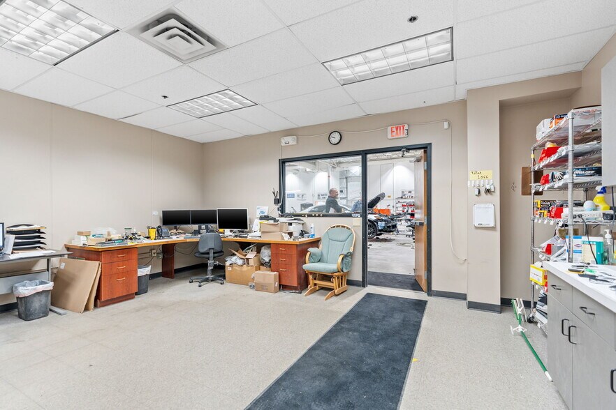 More Photos Of 2905 Lexington Ave S, Eagan Flex For Sale