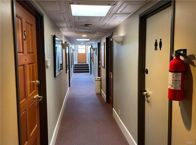 More Photos Of 6738 Greenleaf Ave, Whittier Storefront Retail Office For Sale