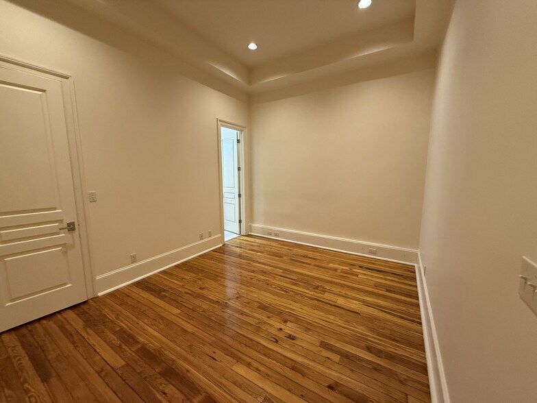 More Photos Of 222-224 Chartres St, New Orleans Storefront Retail Residential For Sale