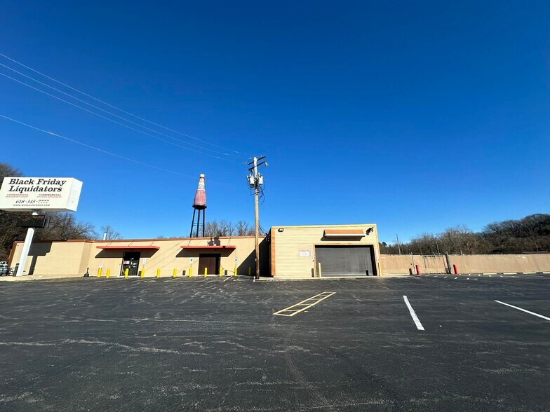 More Photos Of 800 S Morrison Ave, Collinsville Warehouse For Sale