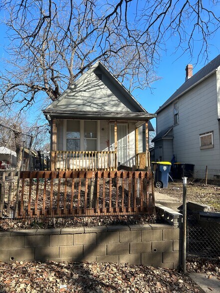 More Photos Of ,  Unknown For Sale