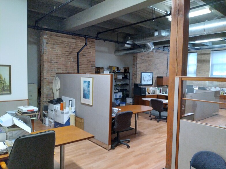 More Photos Of 5100 N Ravenswood Ave, Chicago Loft Creative Space For Lease